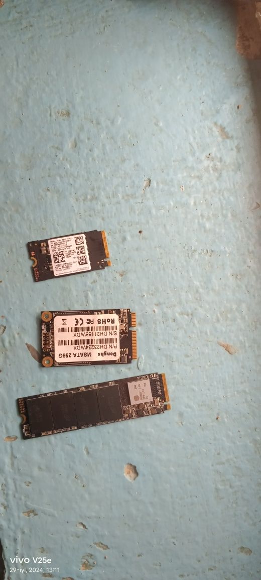 HDD va M2 NVee SSDwintlar sotiladi