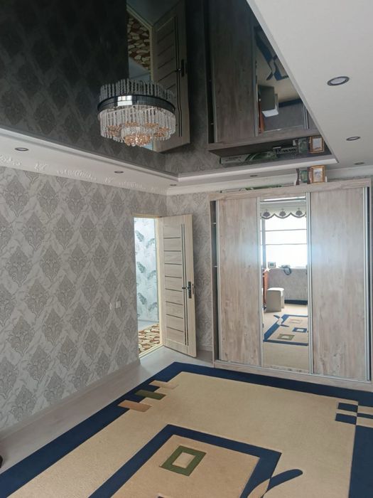 Продаётся 3 ком в 8 микрорайоне