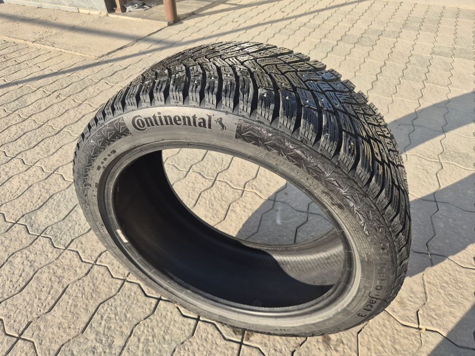 Зимние шины 235/45/R18