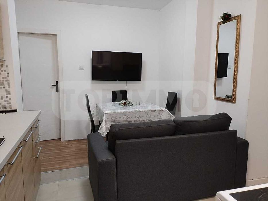 Дава се под наем Тристаен апартамент в Варна, Левски - 67 кв.м за 408 € - Снимка #3