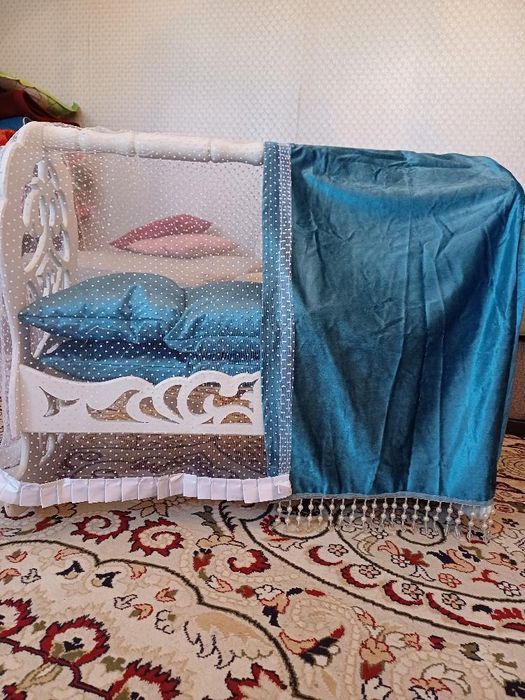 Колыбель Бесік с накидкой с корпешкой комплектом все новое