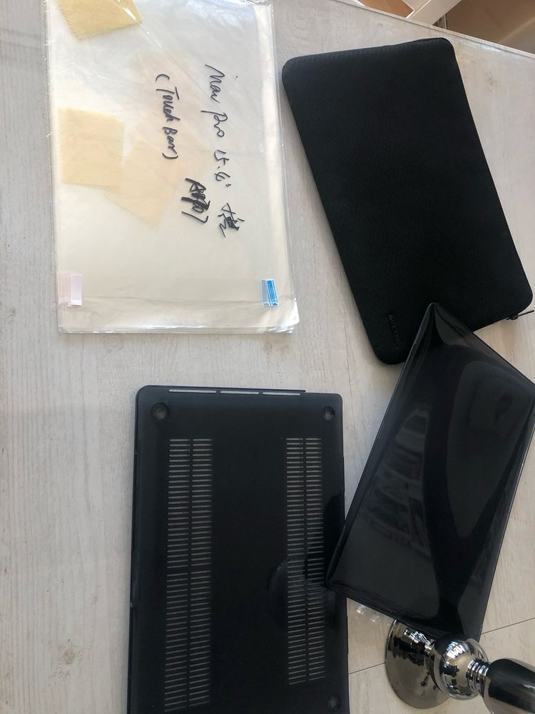 Като нов Macbook Pro 15