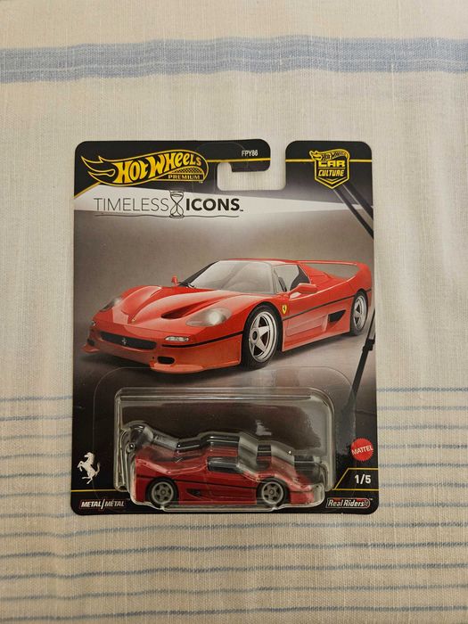 Hot wheels premium, mainline