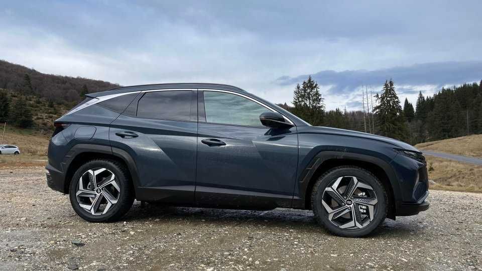 Jante 19″ Hyundai Tucson NX4 anvelope Michelin 235 50 R19 senzori