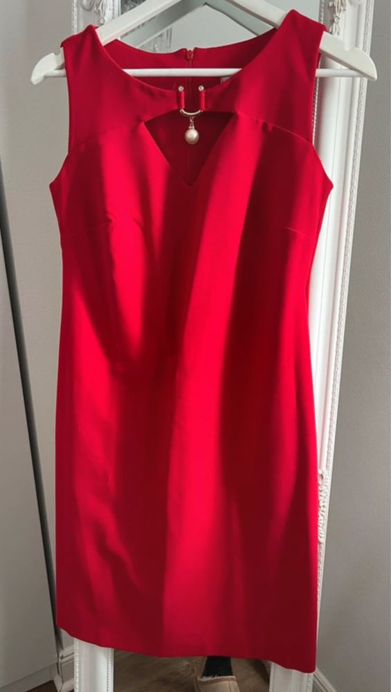 Rochie rosie superba