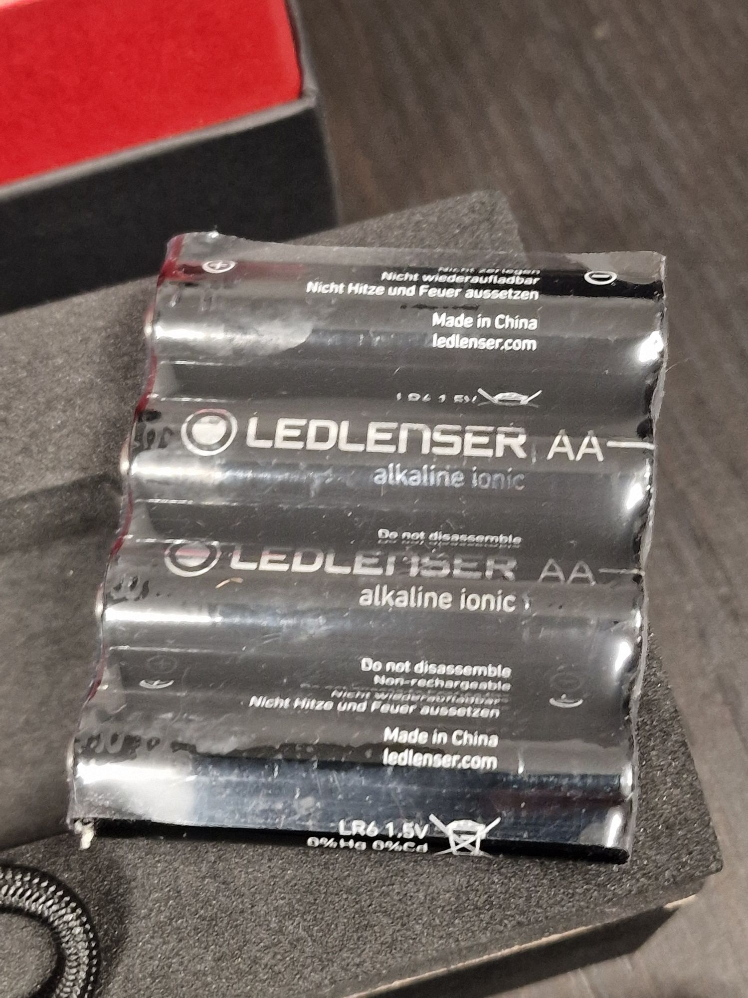 Lanterna LEDLENSER P14 - noua, originala