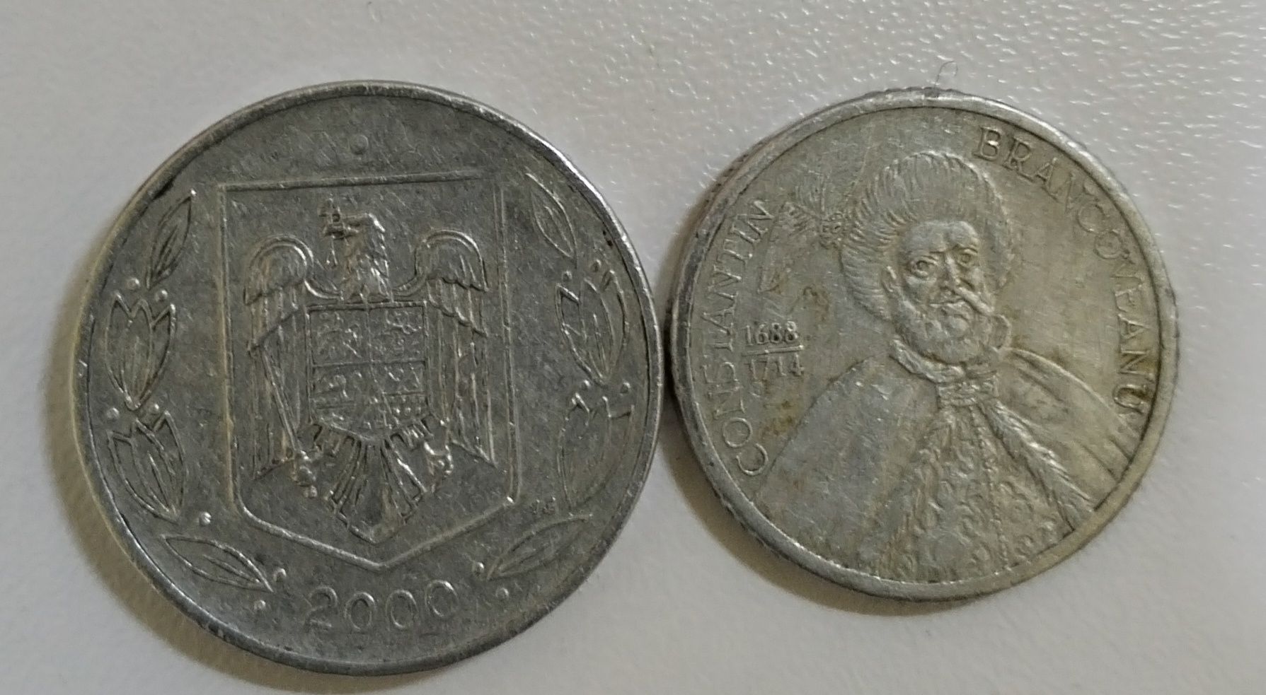 Monede colecție 2000 lei bucata