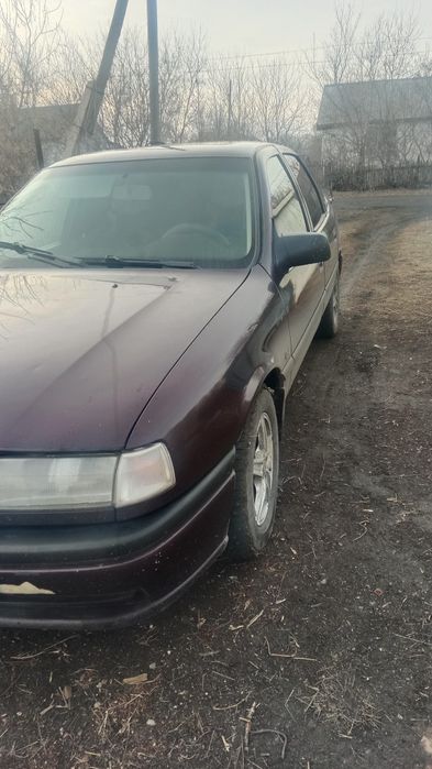 Продаётся Opel Vectra A 1993 года, 1.6