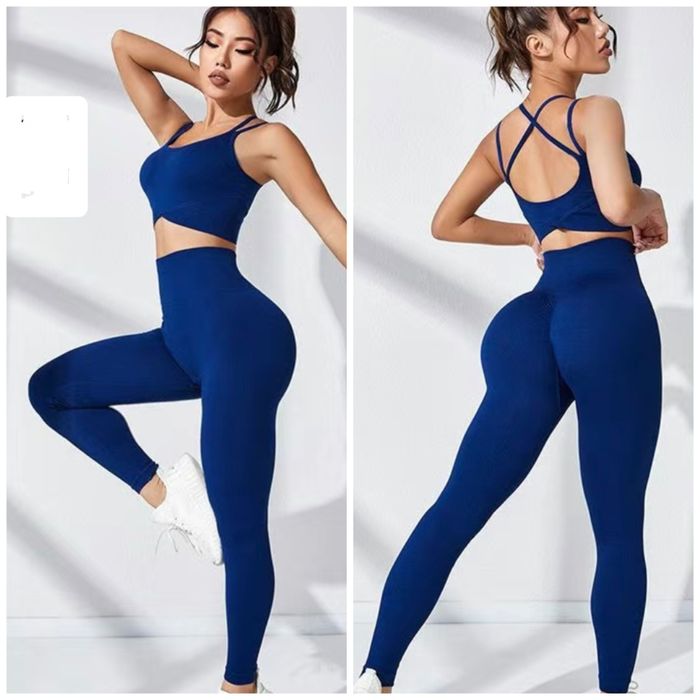 Костюм для фитнеса