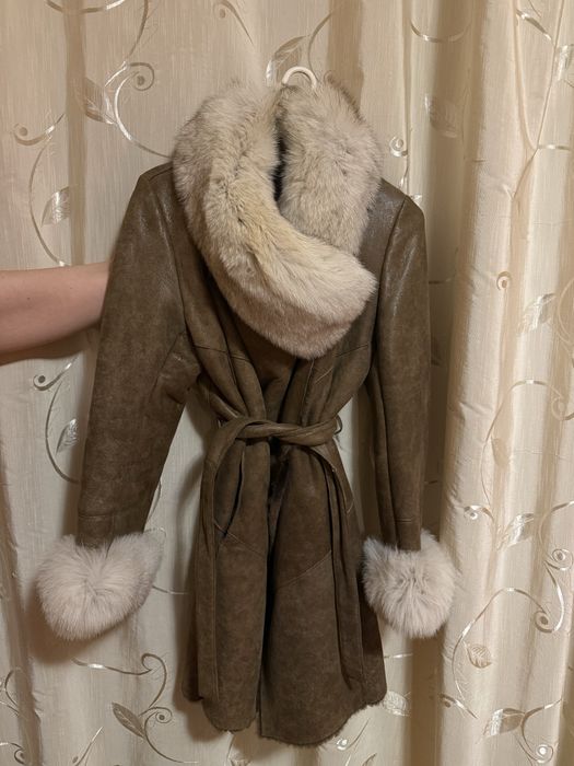 Cojoc din blana de vulve aurie