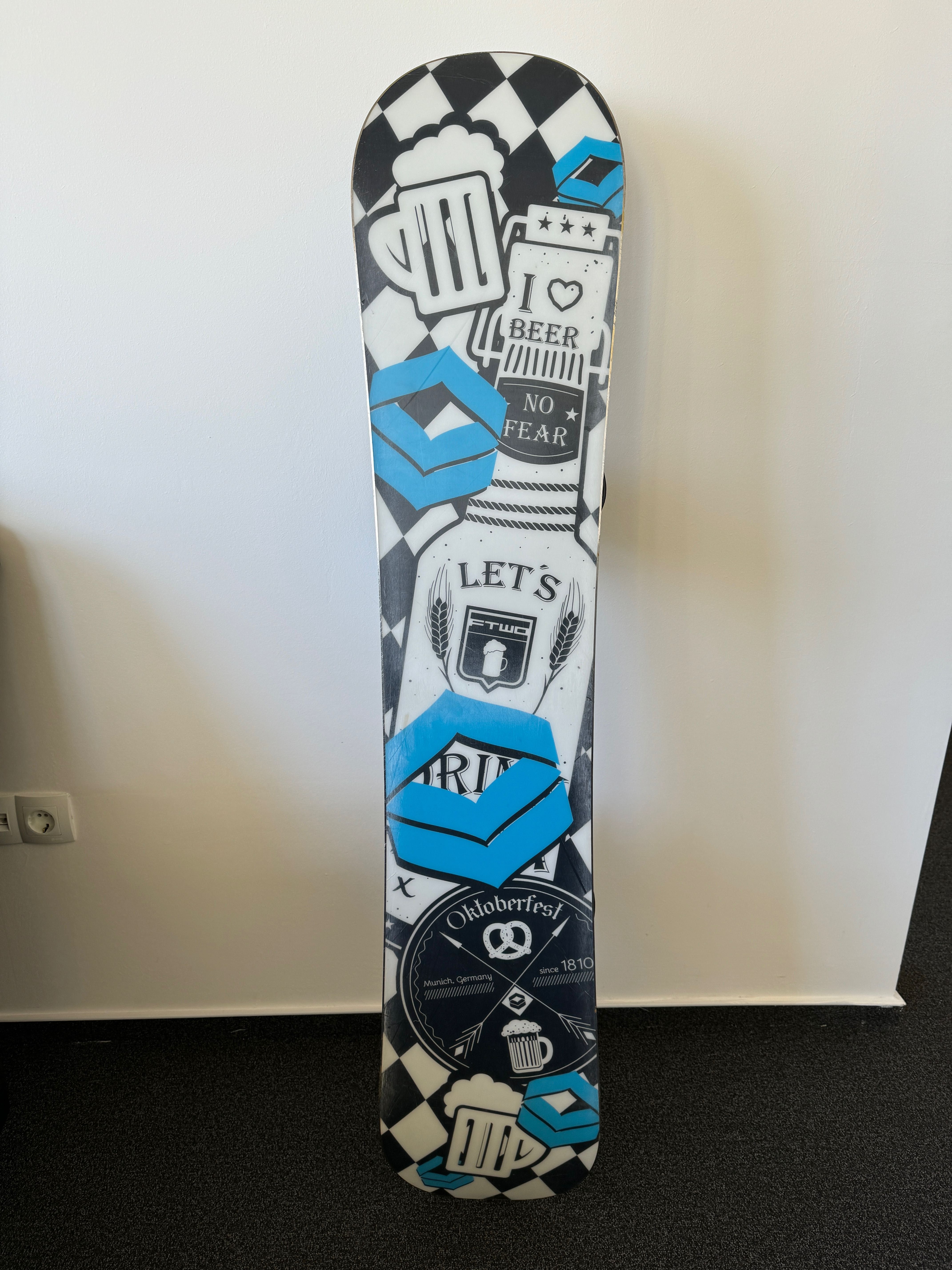 Placa snowboard FTWO 143 cm cu legături rapide Rage FT270