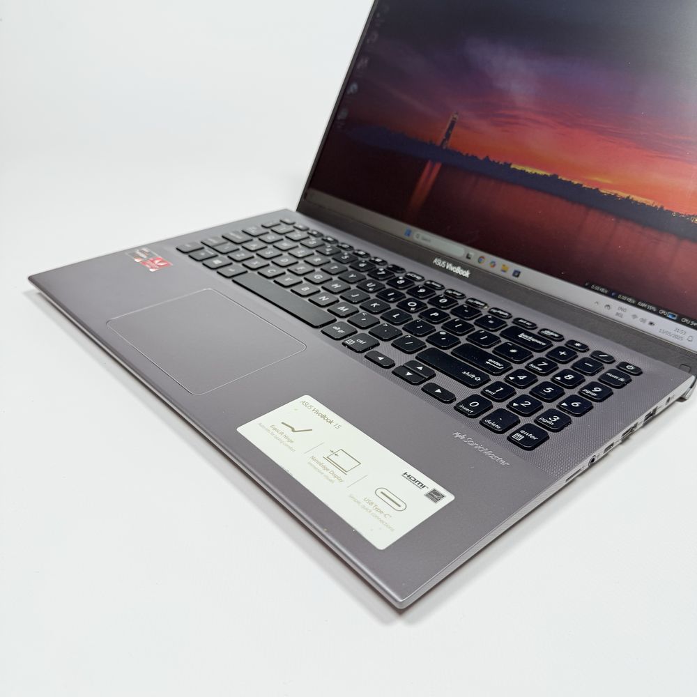 ASUS VivoBook 15 FHD/Ryzen 7 3700U/8GB DDR4/512GB NVMe/AMD Vega 10