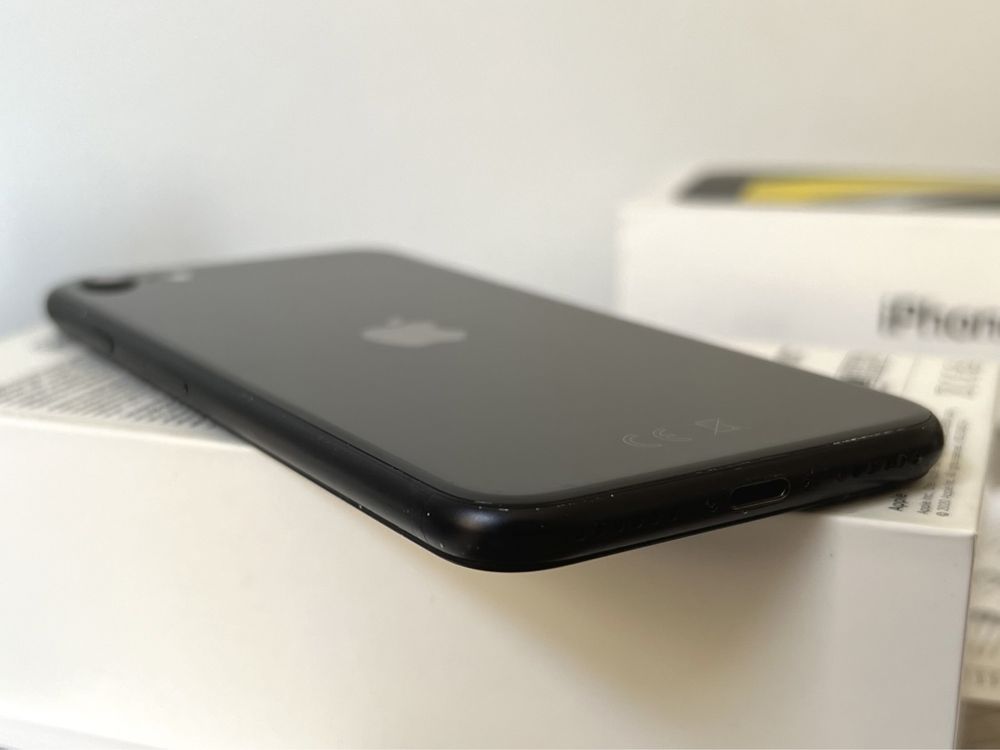 iPhone SE 2020, 64GB, Space Gray, ОТЛИЧЕН, 100% батерия, ГАРАНЦИЯ!