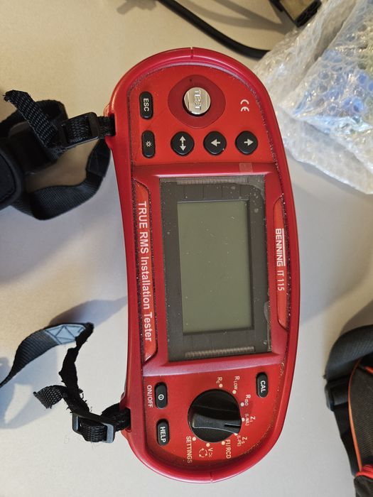 Aparat masura Benning / pentru instalatii electrice  (ca Fluke. Megger