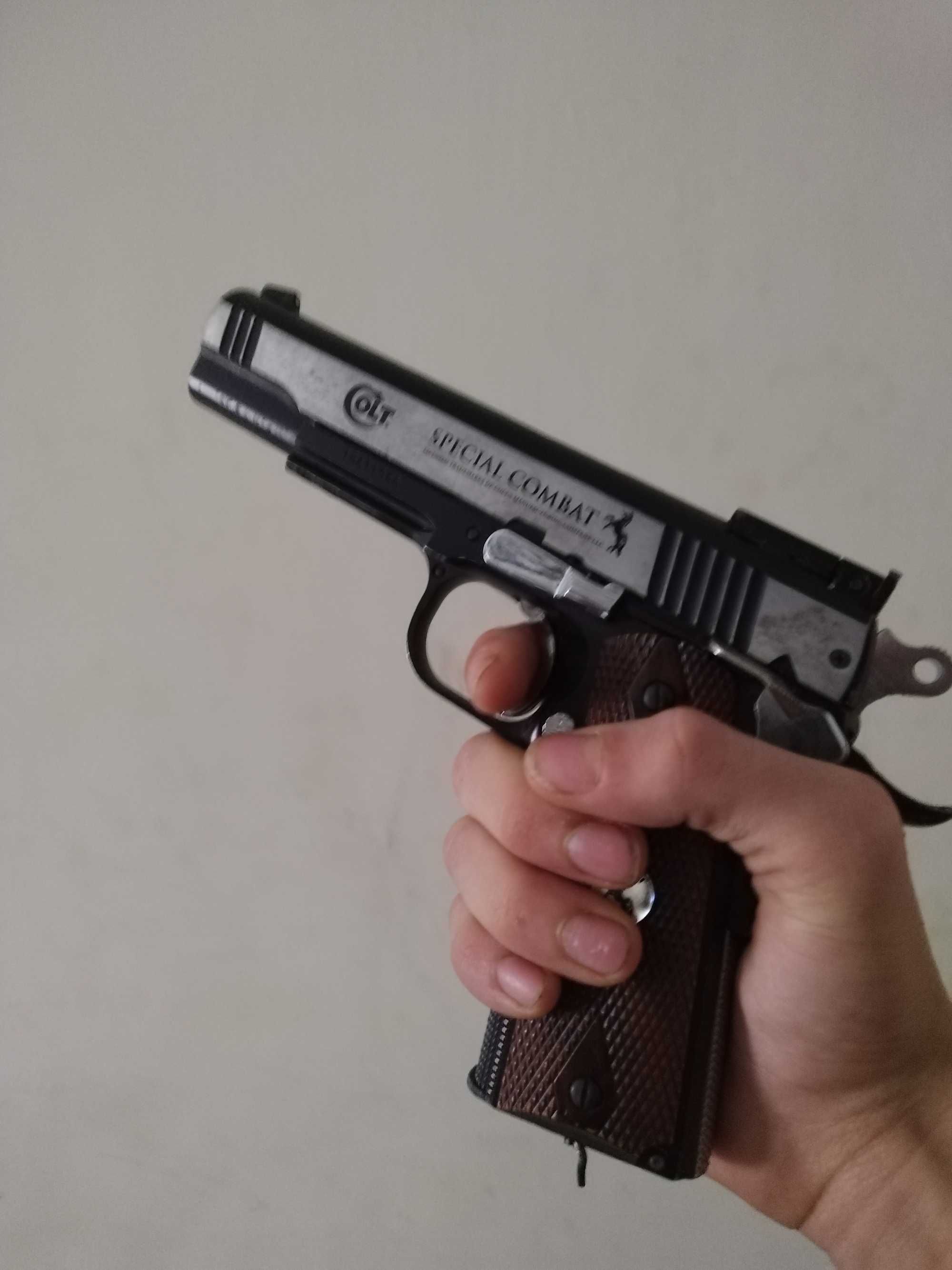 Въздушен пистолет