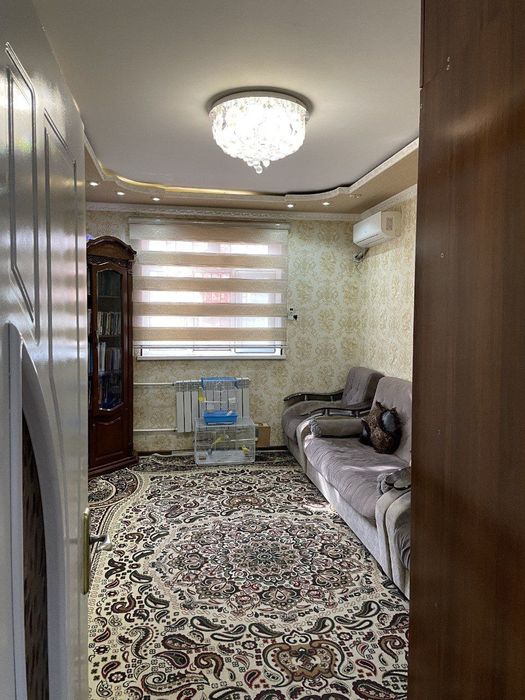 Срочно Продам квартиру Чиланзар 7. 2х комнатная