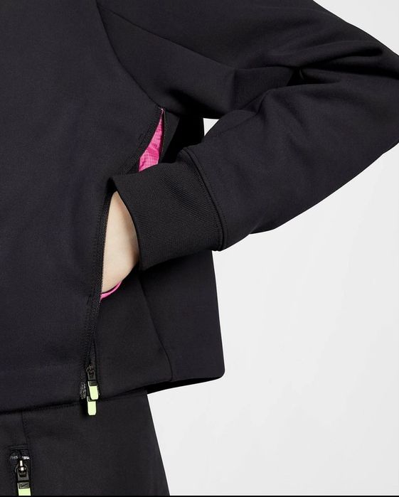 Спортен полар Nike Sportswear Tech Pack