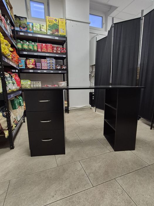 Birou pal negru in stare buna