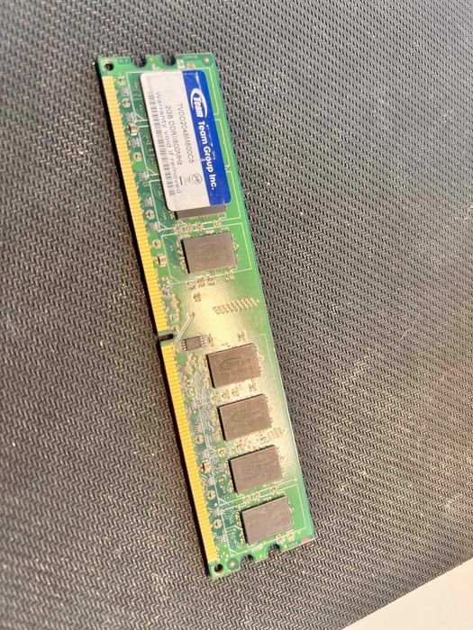 placuta ram PC Team Group 2GB DDR2 800Mhz