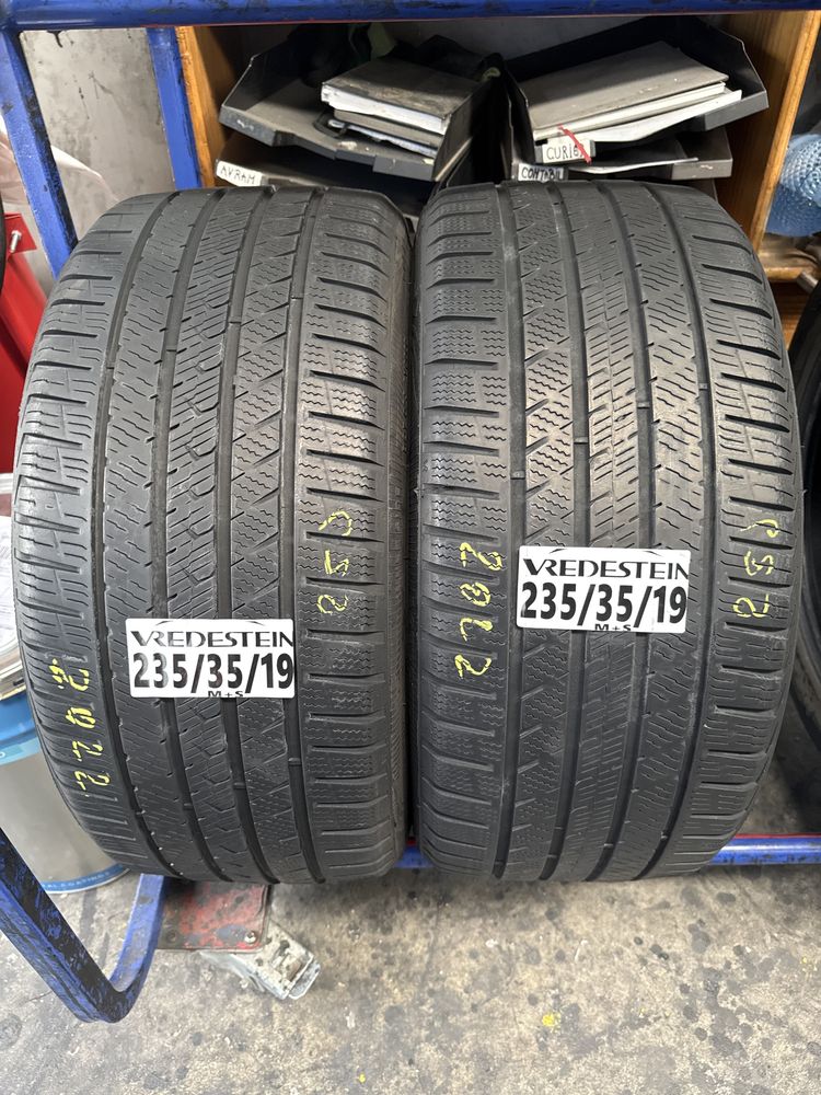 235/35/19 Vredestein M+S