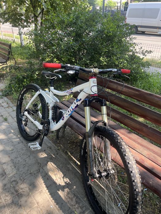 Kona stinky mtb[downhill/enduro/freeride]