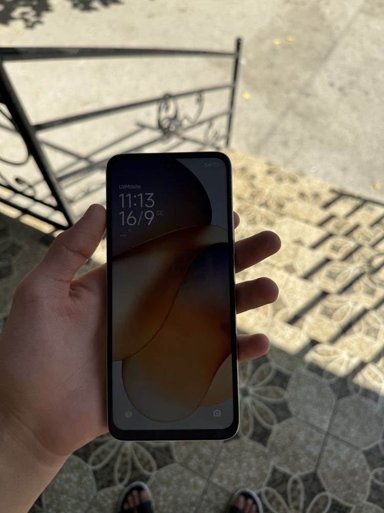 Redmi 12 128gb.