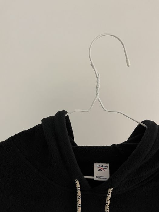 Рокля Reebok с дълъг ръкав