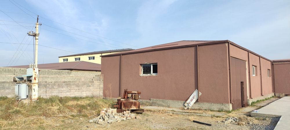 Noturar joy sotiladi