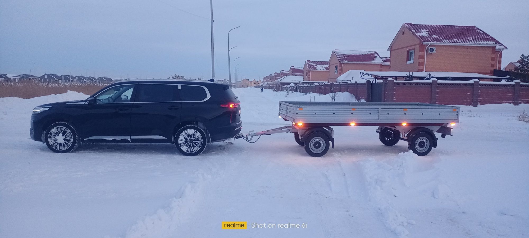 Двухосный прицеп с передней поворотной осью