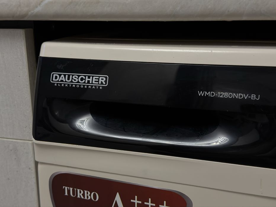 Продаю стиральную машинку автомат