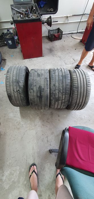 Anvelopa kumho 245/40 R19 98y
