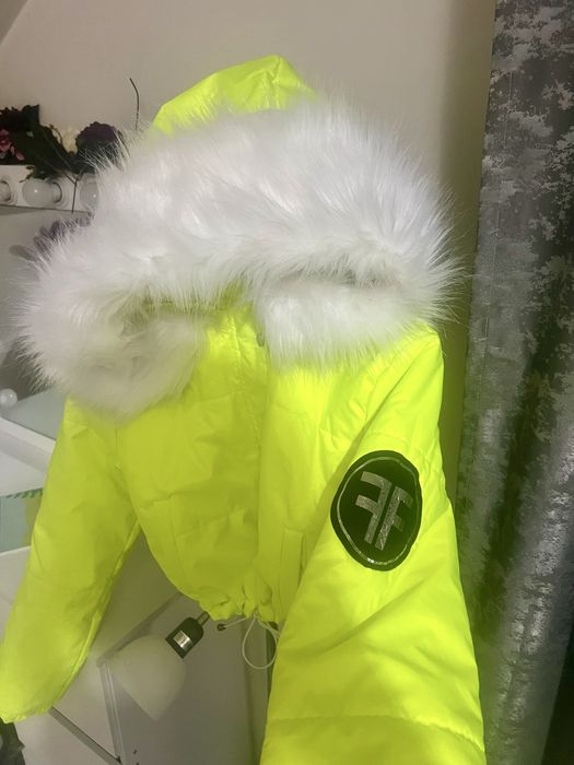 Vand geaca !!Neon………………….