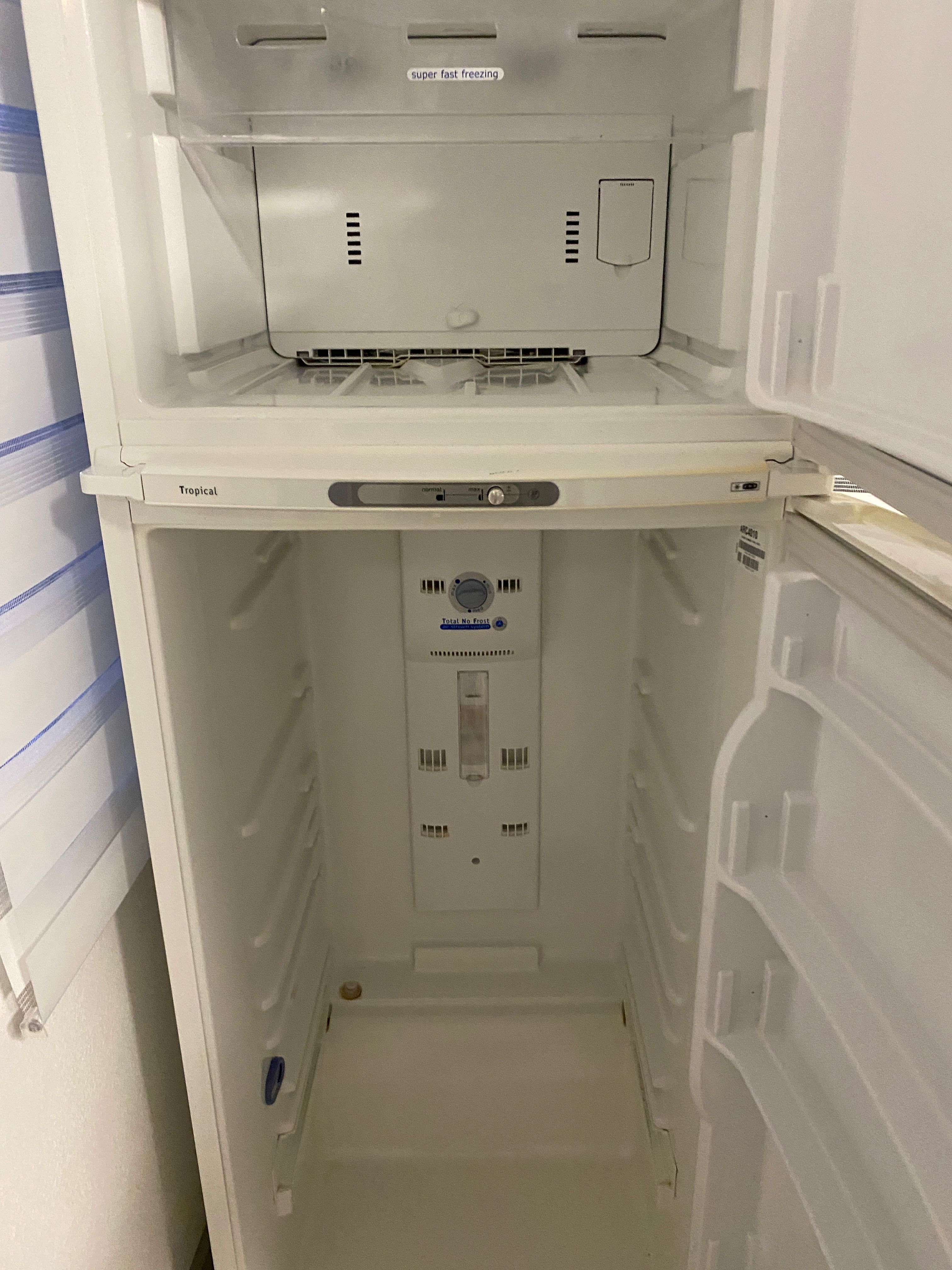 Хладилник Whirlpool
