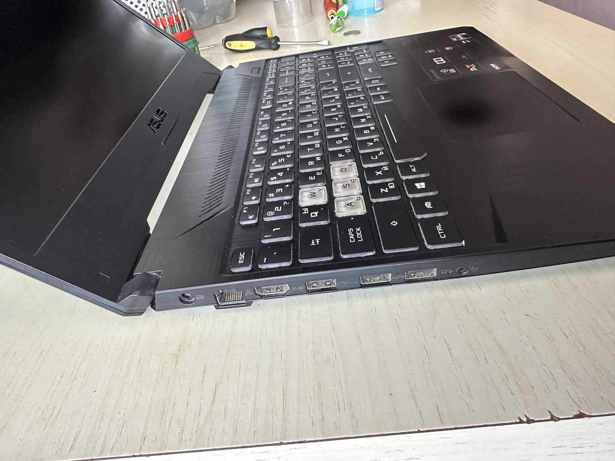 Лаптоп Asus TUF Gaming FX505DT 16gb RAM, 512gb SSD, GTX 1650, Ryzen 7