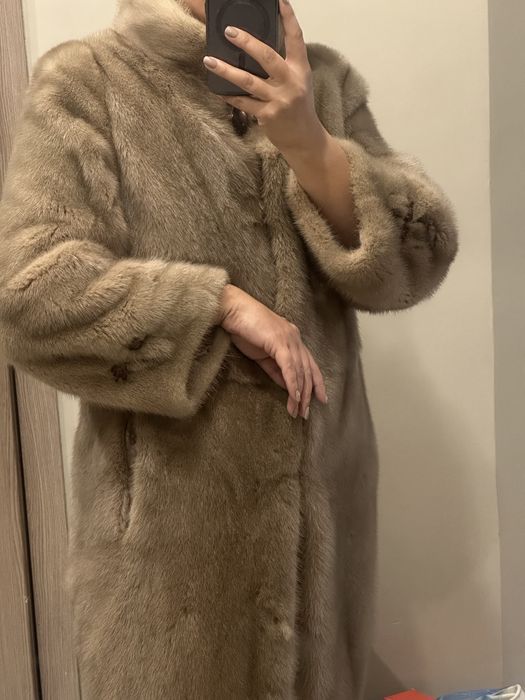 Норковая шуба в хорошем состоянии