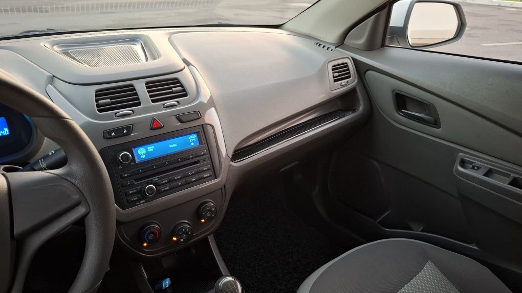 Chevrolet Cobalt mehanika sotiladi