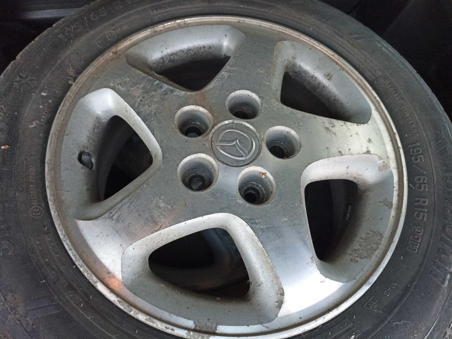 Алуминиеви джанти 15-ки с гуми