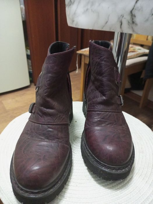 Продам осенние полусапожки женские, кожаные