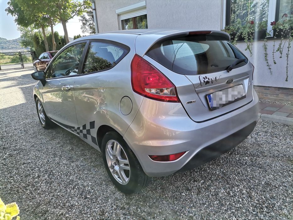 Ford Fiesta Coupe 1.4 tdci E4 an 2009 A/C
