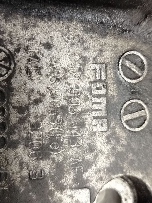 Suport accesorii 1.9 tdi 038903143af Seat Leon 2 1P [2005 - 2009]