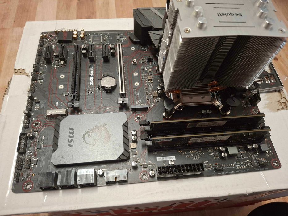 I7 7700k с охладител, MSI H270 GAMING M3 дъно, 16 gb DDR 4 RAM