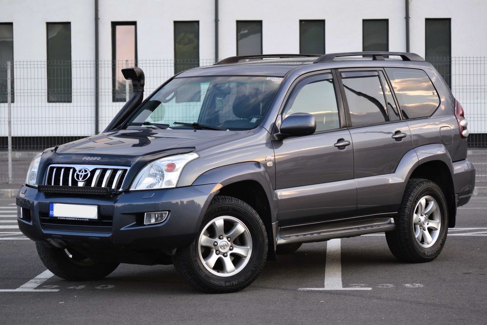 Vand/Schimb Toyota Land Cruiser,3.0d 166 cp ,automata, stare excelenta