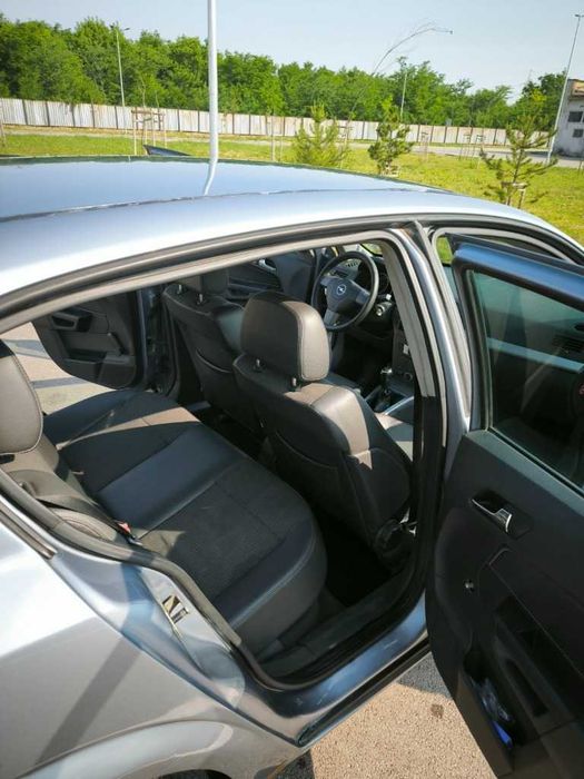 Opel Astra H 1.8 Cosmo