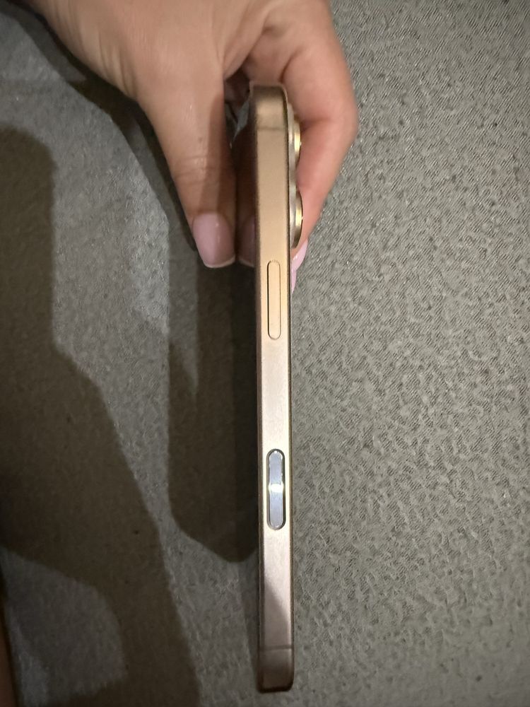 Iphone 16 pro 256 gb  в ГАРАНЦИЯ