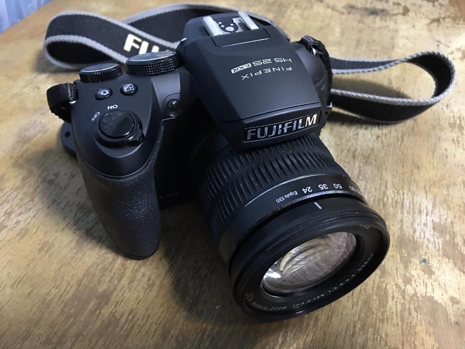 фотоаппарат Fujifilm FinePix HS25EXR
