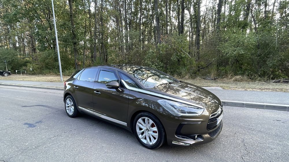 Citroen ds5 foarte intretinuta masina