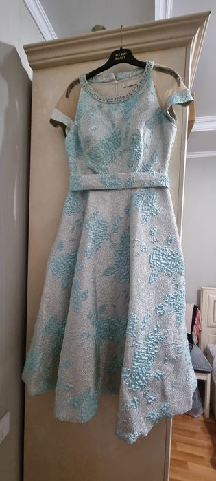 Продам платье б/у 44р