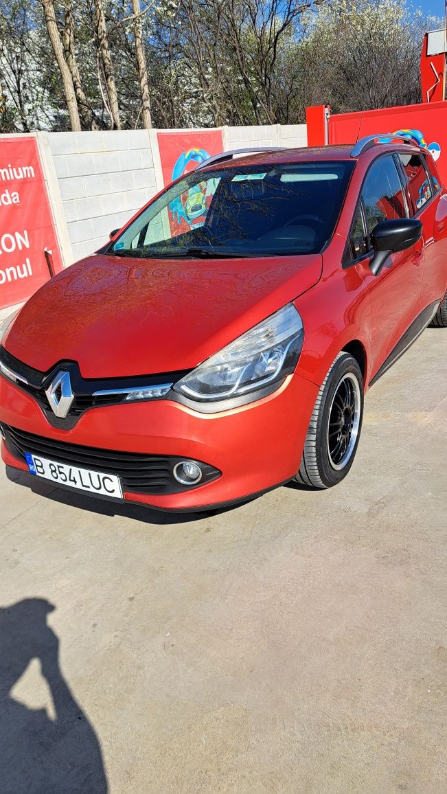 Renault clio IV 0,9 tce.  Vand sau schimb cu logan diesel