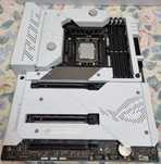 Asus ROG Maximus Z690 Formula