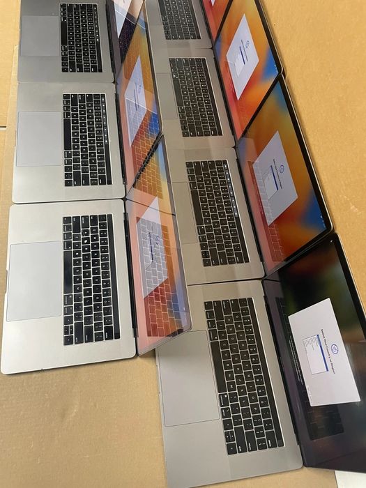 MacBook Pro 15 inch 512 GB OPTOM narhda